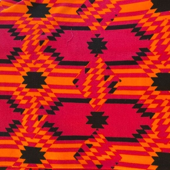 1457 LuLaRoe Leggings Size OS Pink And Orange Abstract Zigzag Print New - Picture 2 of 4